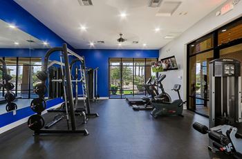 24/7 Fitness center